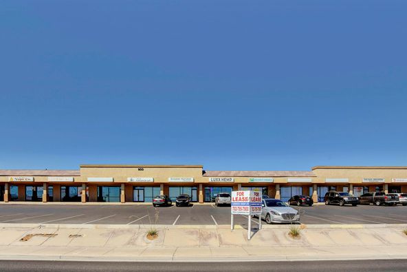 Valley View Plaza: 900 South Valley View Boulevard, Las Vegas, NV, 89107